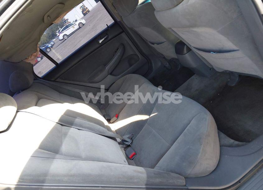 Photo 8 of 2005 Honda Accord 2.4 EX (VIN 1HGCM55735A117613)