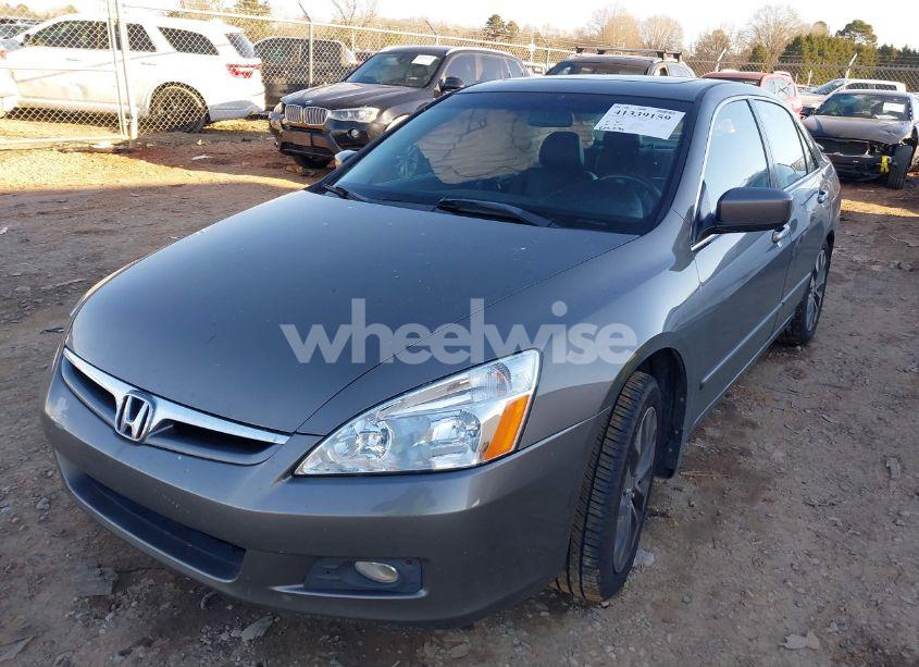 Photo 2 of 2006 Honda Accord 2.4 EX (VIN 1HGCM55736A114289)