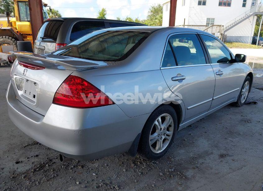 Photo 4 of 2007 Honda Accord 2.4 EX (VIN 1HGCM55737A186790)