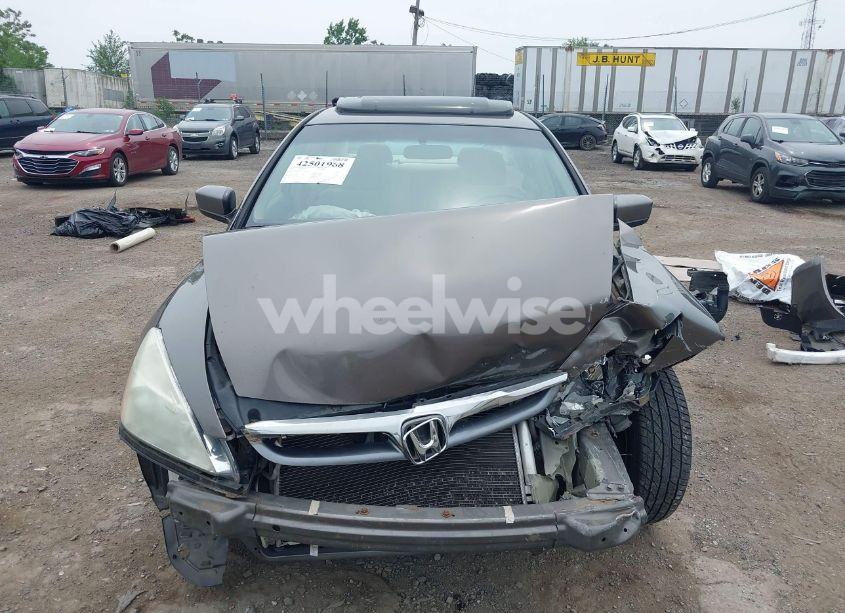 Photo 13 of 2007 Honda Accord 2.4 EX (VIN 1HGCM55787A031992)