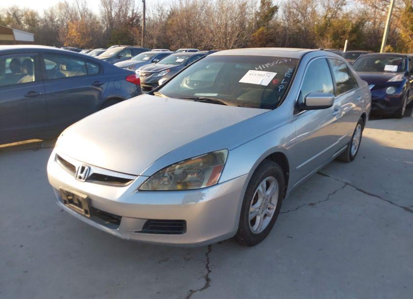 Photo 2 of 2007 Honda Accord 2.4 EX (VIN 1HGCM55787A113639)
