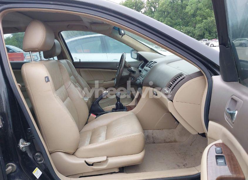 Photo 5 of 2006 Honda Accord 2.4 EX (VIN 1HGCM55826A113675)