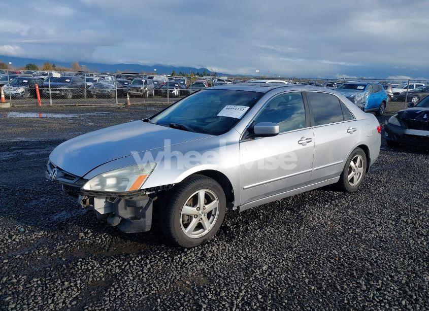 Photo 2 of 2005 Honda Accord 2.4 EX (VIN 1HGCM55845A064008)