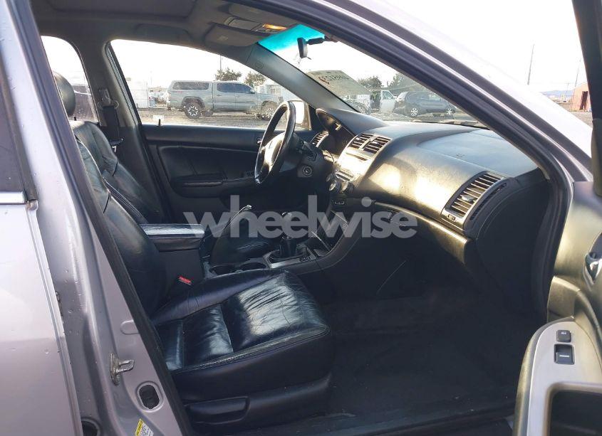 Photo 5 of 2005 Honda Accord 2.4 EX (VIN 1HGCM55845A064008)