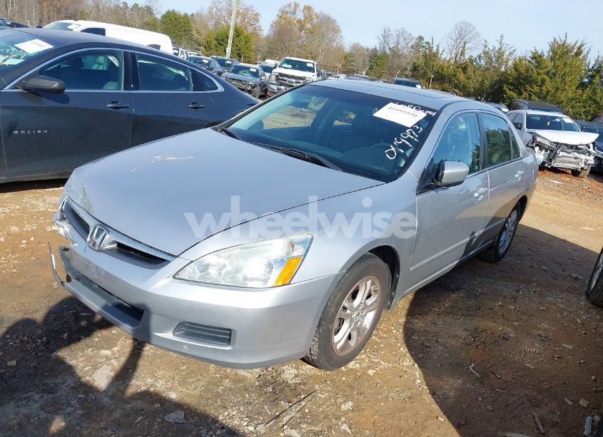 Photo 2 of 2007 Honda Accord 2.4 EX (VIN 1HGCM55857A049973)