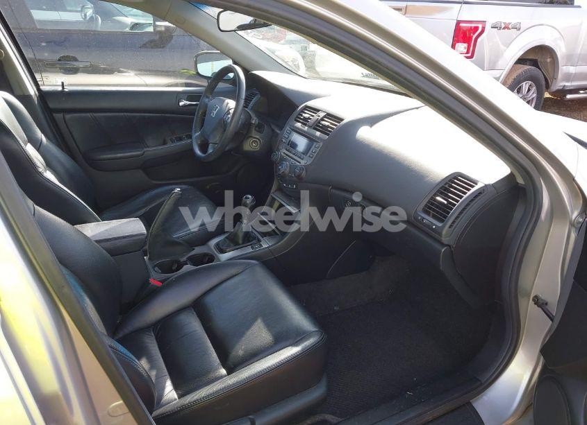 Photo 5 of 2007 Honda Accord 2.4 EX (VIN 1HGCM55857A049973)