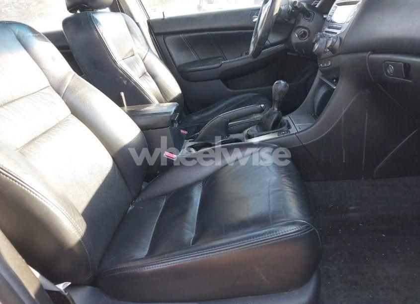 Photo 5 of 2006 Honda Accord 2.4 EX (VIN 1HGCM55876A088739)