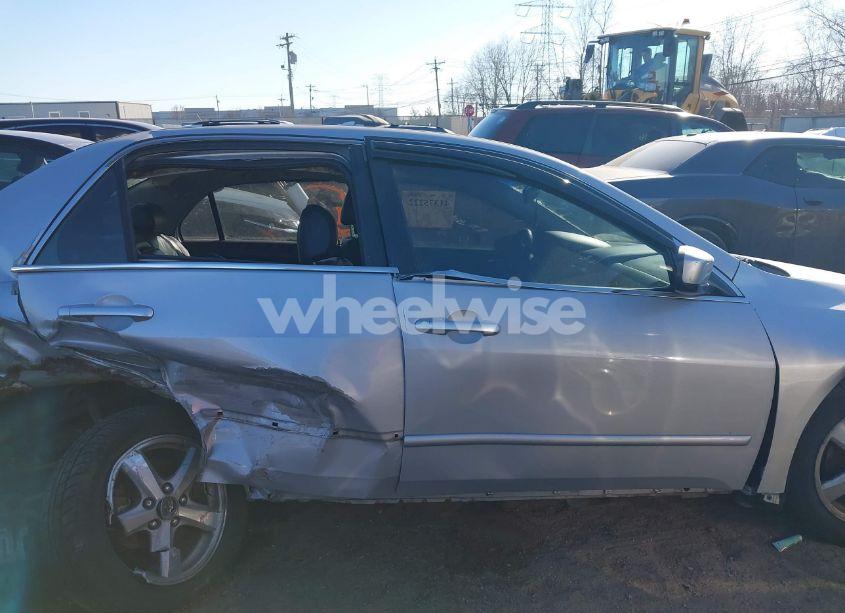 Photo 13 of 2005 Honda Accord 2.4 EX (VIN 1HGCM55895A082553)