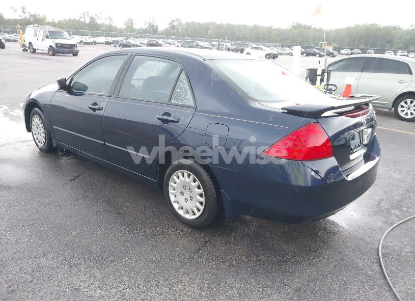 Photo 3 of 2006 Honda Accord 2.4 VP (VIN 1HGCM56106A100697)