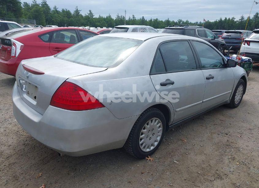 Photo 4 of 2006 Honda Accord 2.4 VP (VIN 1HGCM56116A145146)