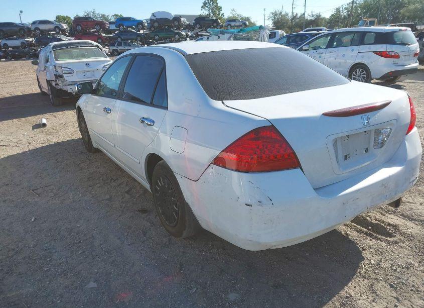 Photo 3 of 2007 Honda Accord 2.4 VP (VIN 1HGCM56117A088187)