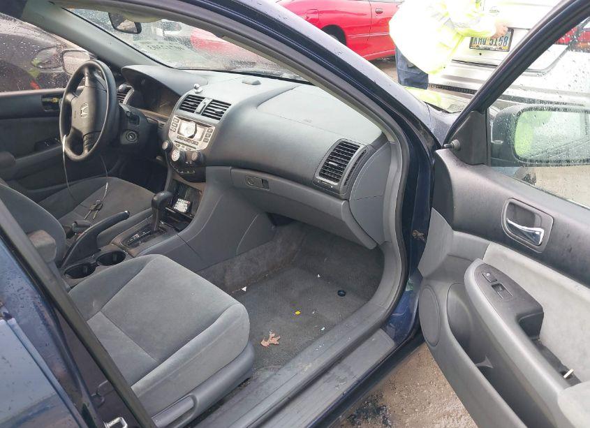 Photo 5 of 2006 Honda Accord 2.4 VP (VIN 1HGCM56126A008278)