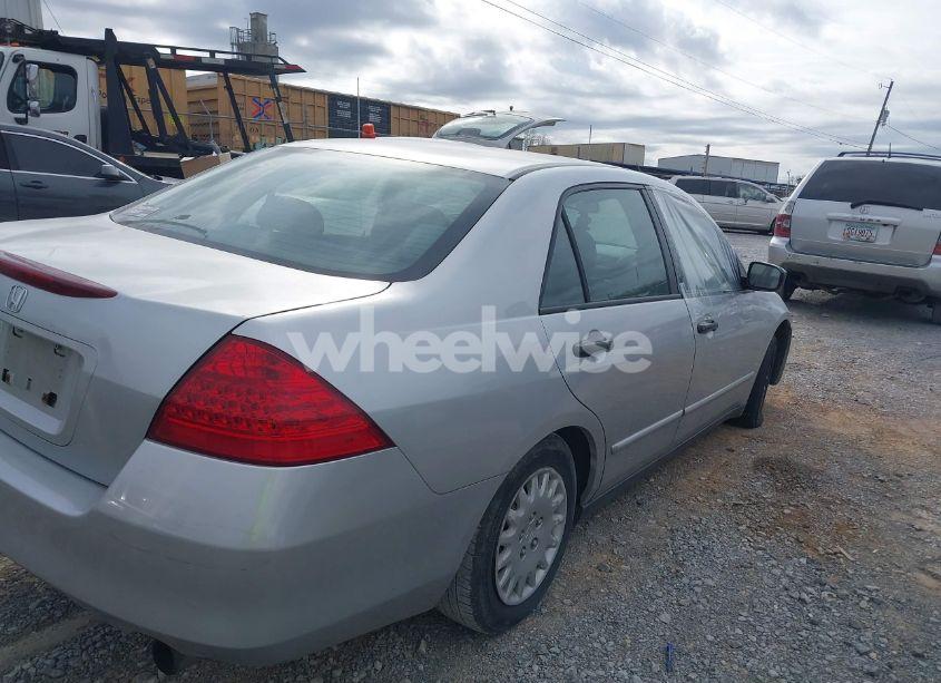 Photo 4 of 2007 Honda Accord 2.4 VP (VIN 1HGCM56127A075240)