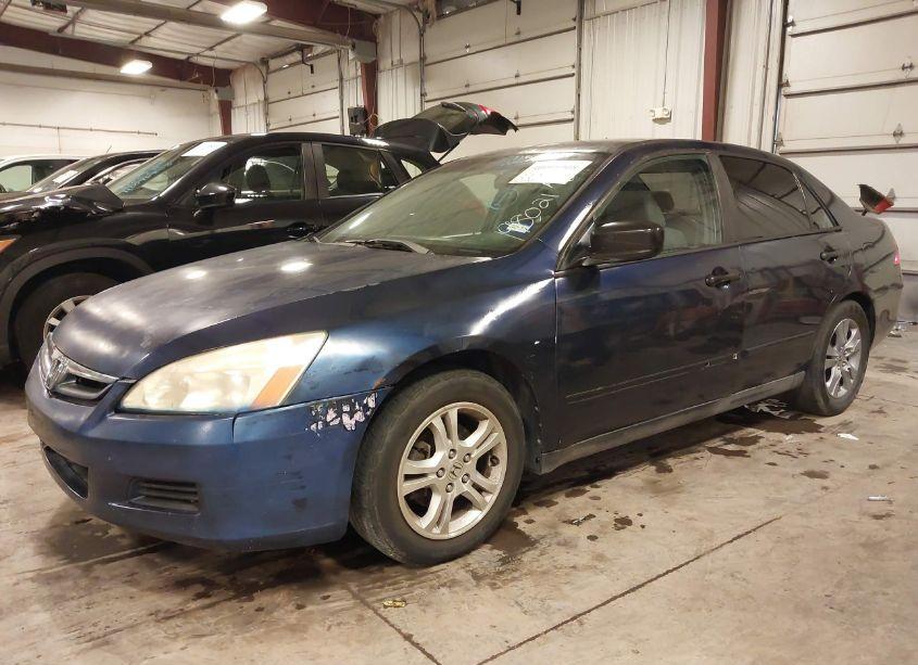 Photo 2 of 2007 Honda Accord 2.4 VP (VIN 1HGCM56127A198021)