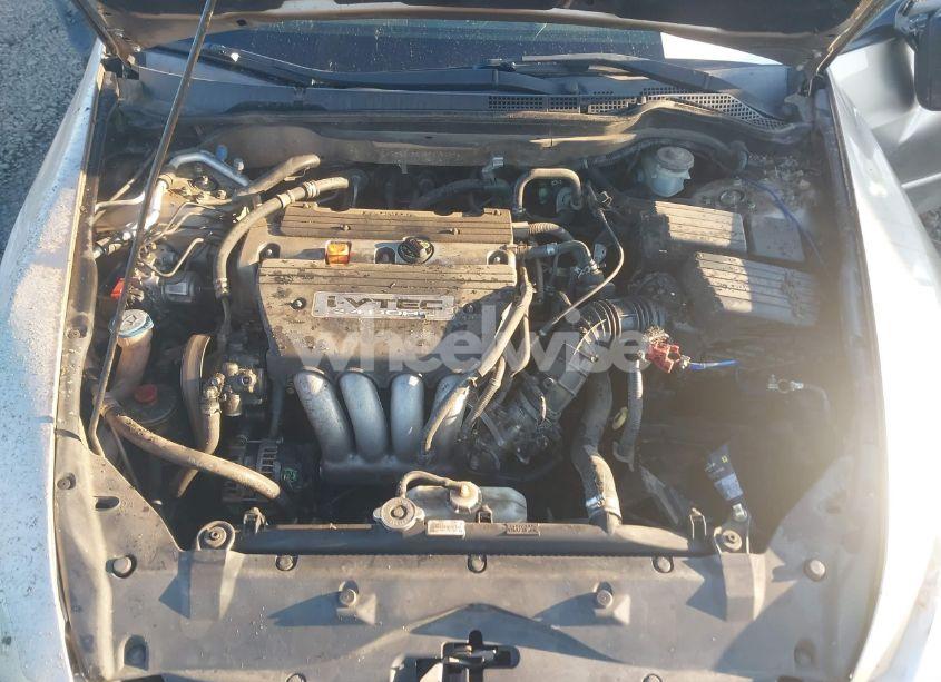 Photo 10 of 2005 Honda Accord 2.4 DX (VIN 1HGCM56135A181273)