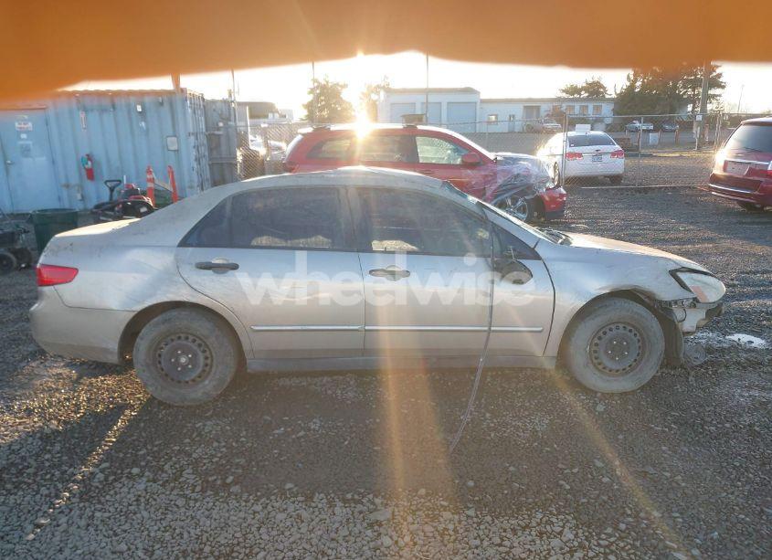 Photo 14 of 2005 Honda Accord 2.4 DX (VIN 1HGCM56135A181273)