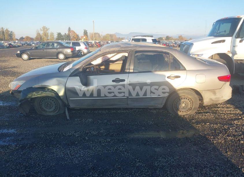 Photo 15 of 2005 Honda Accord 2.4 DX (VIN 1HGCM56135A181273)