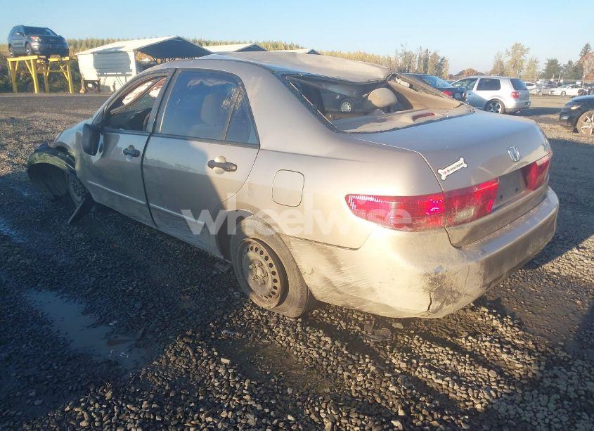 Photo 3 of 2005 Honda Accord 2.4 DX (VIN 1HGCM56135A181273)