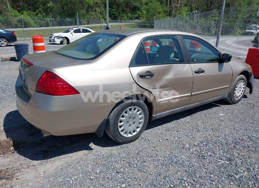 Photo 4 of 2006 Honda Accord 2.4 VP (VIN 1HGCM56146A032016)