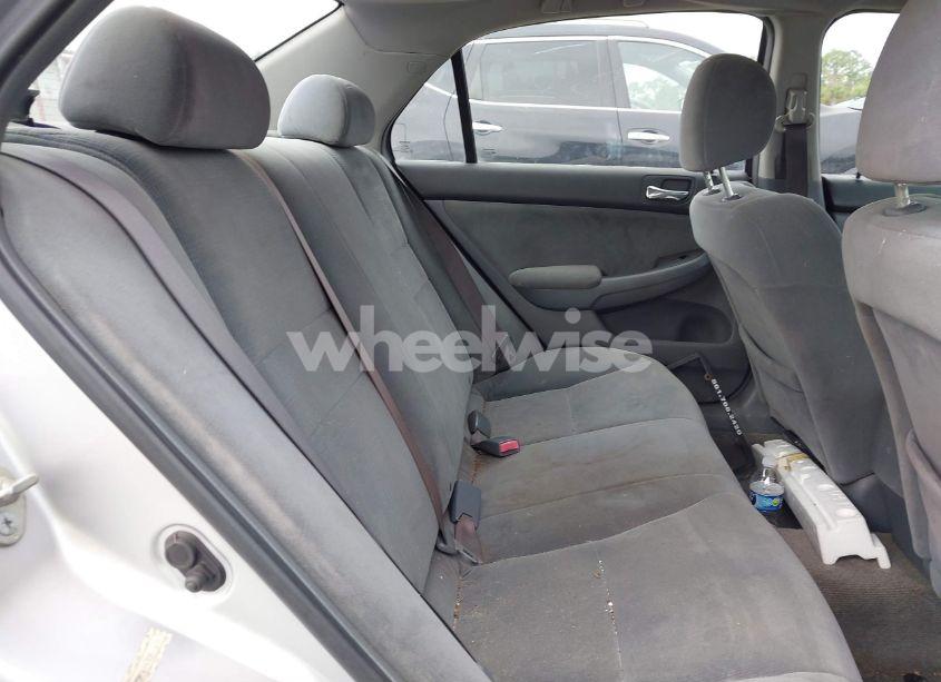 Photo 8 of 2007 Honda Accord 2.4 VP (VIN 1HGCM56147A011619)