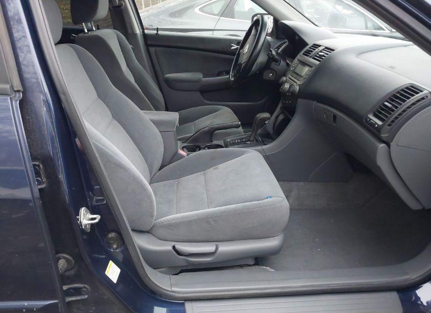 Photo 5 of 2007 Honda Accord 2.4 VP (VIN 1HGCM56147A213876)