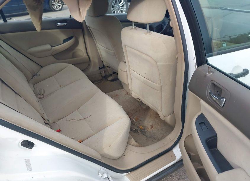 Photo 8 of 2006 Honda Accord 2.4 VP (VIN 1HGCM56156A098526)