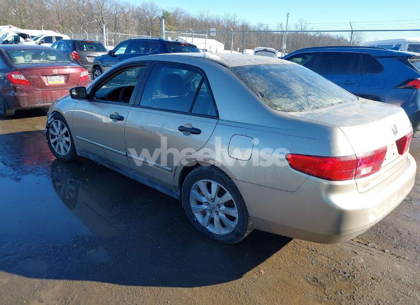Photo 3 of 2005 Honda Accord 2.4 DX (VIN 1HGCM56165A179176)