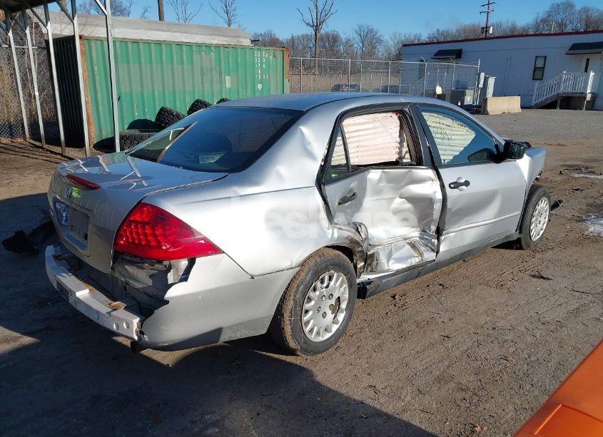 Photo 4 of 2006 Honda Accord 2.4 VP (VIN 1HGCM56176A136256)