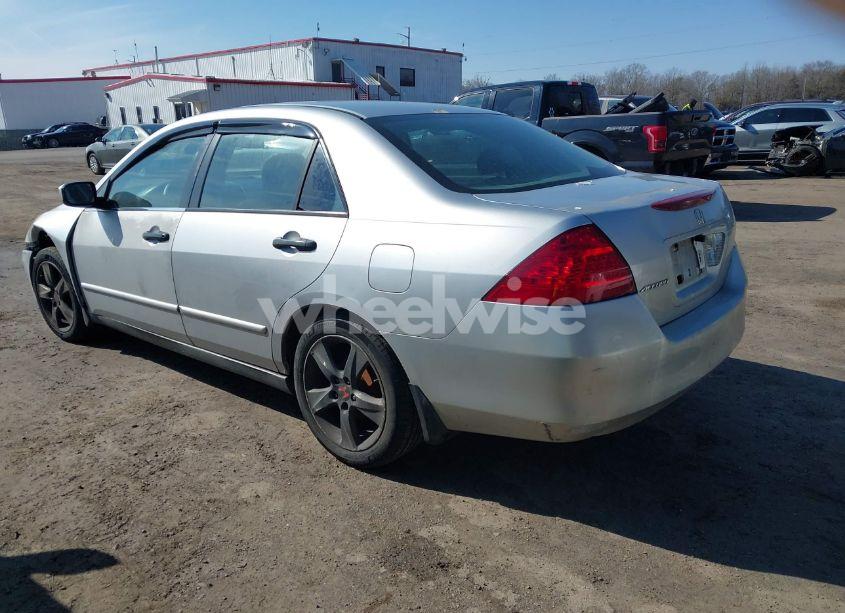 Photo 3 of 2007 Honda Accord 2.4 VP (VIN 1HGCM56177A016720)