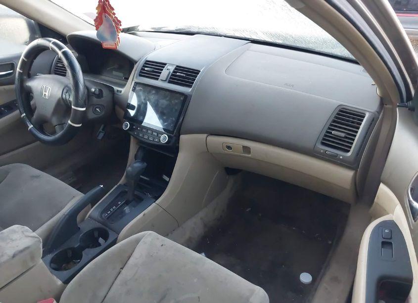 Photo 5 of 2006 Honda Accord 2.4 VP (VIN 1HGCM56186A050809)