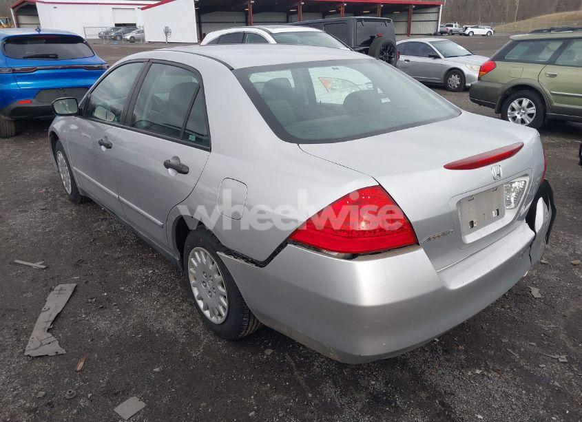 Photo 3 of 2006 Honda Accord 2.4 VP (VIN 1HGCM56186A093837)