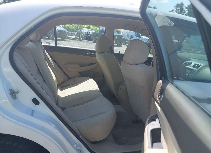 Photo 8 of 2004 Honda Accord 2.4 DX (VIN 1HGCM561X4A013256)