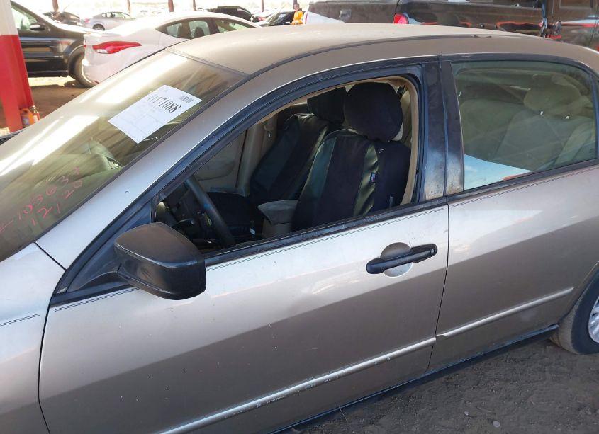 Photo 6 of 2005 Honda Accord 2.4 DX (VIN 1HGCM561X5A103637)