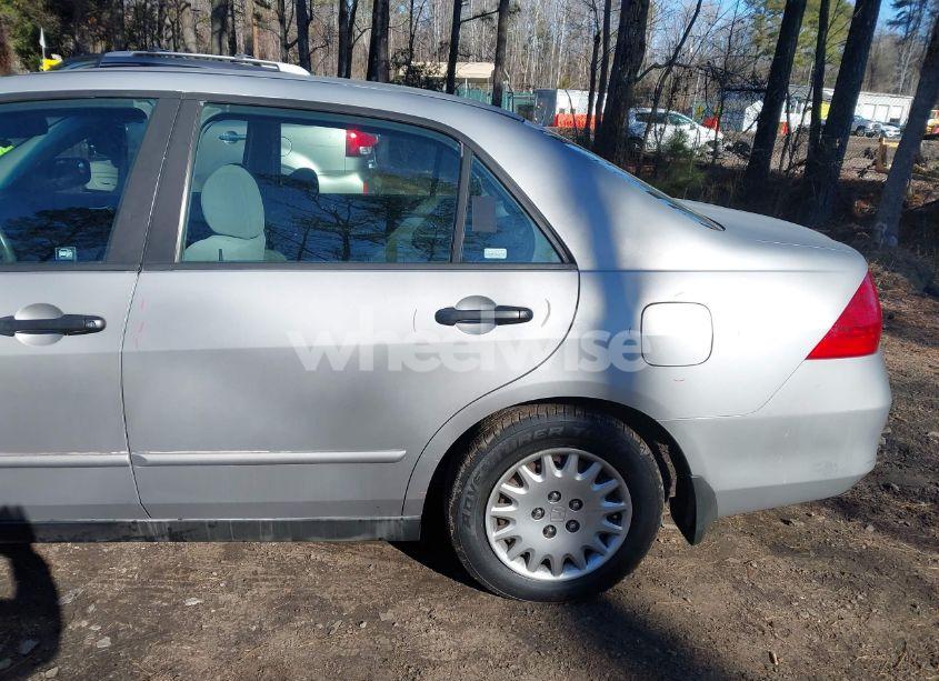 Photo 15 of 2007 Honda Accord 2.4 VP (VIN 1HGCM561X7A132882)