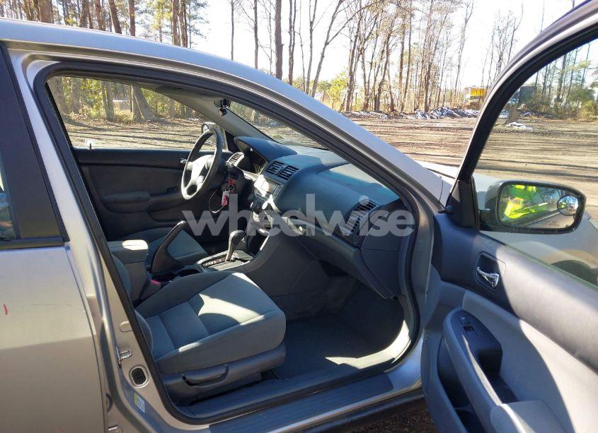 Photo 5 of 2007 Honda Accord 2.4 VP (VIN 1HGCM561X7A132882)