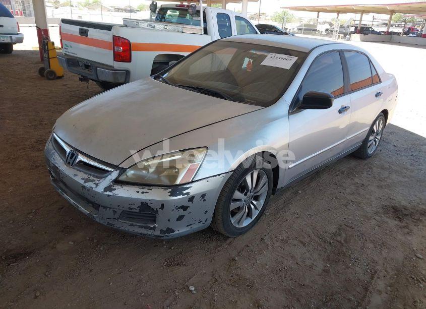 Photo 2 of 2007 Honda Accord 2.4 VP (VIN 1HGCM561X7A154820)