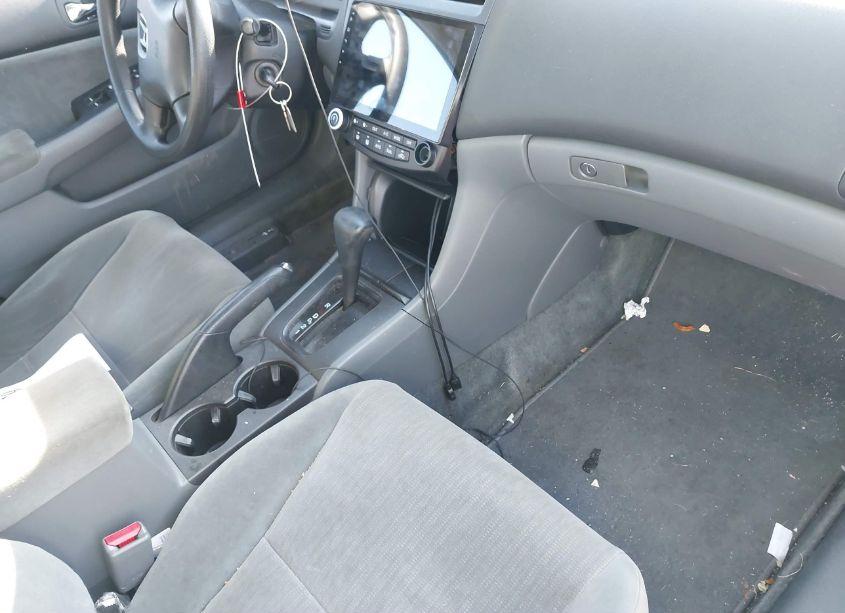 Photo 5 of 2003 Honda Accord 2.4 LX (VIN 1HGCM56303A015212)