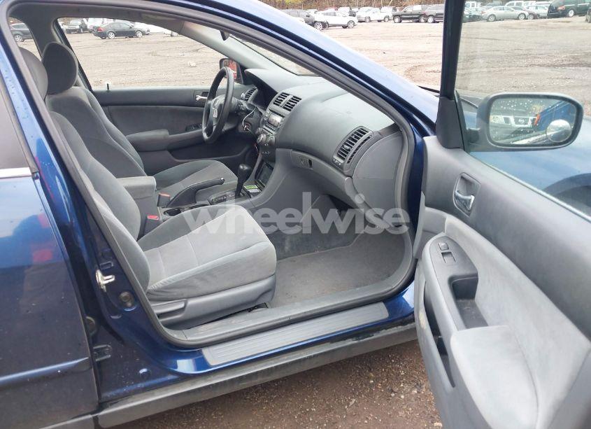 Photo 5 of 2003 Honda Accord 2.4 LX (VIN 1HGCM56303A056908)