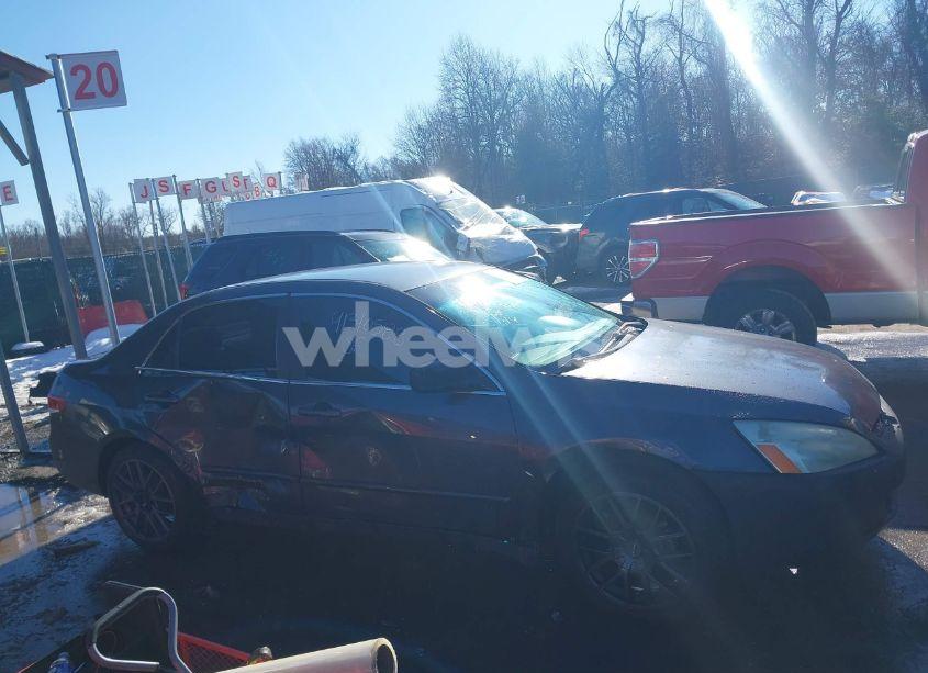 Photo 13 of 2003 Honda Accord 2.4 LX (VIN 1HGCM56303A072851)