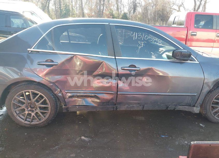 Photo 6 of 2003 Honda Accord 2.4 LX (VIN 1HGCM56303A072851)