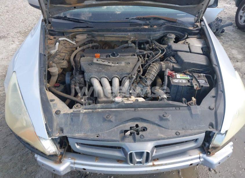 Photo 10 of 2004 Honda Accord 2.4 LX (VIN 1HGCM56304A016832)