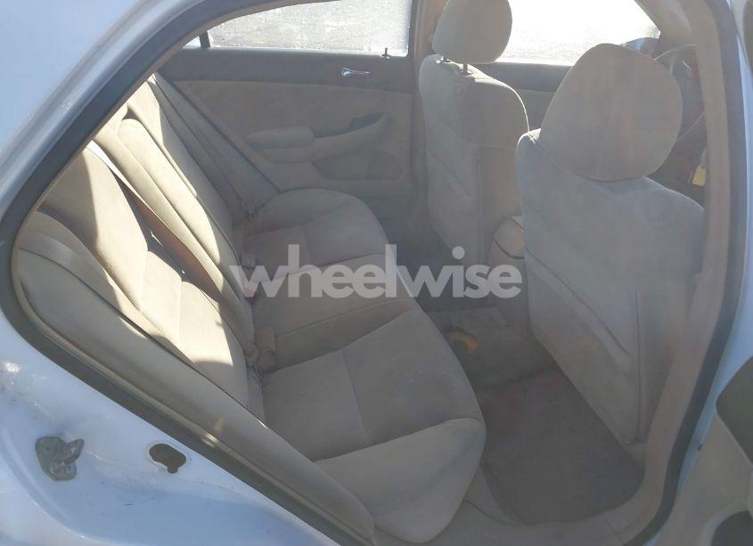 Photo 8 of 2004 Honda Accord 2.4 LX (VIN 1HGCM56304A125341)