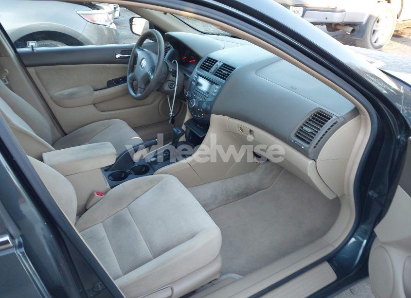 Photo 5 of 2004 Honda Accord 2.4 LX (VIN 1HGCM56304A152426)