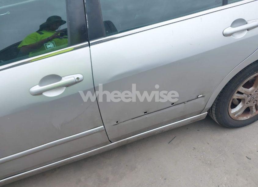 Photo 13 of 2006 Honda Accord 2.4 SE (VIN 1HGCM56306A001086)