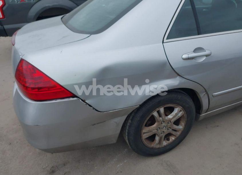 Photo 14 of 2006 Honda Accord 2.4 SE (VIN 1HGCM56306A001086)