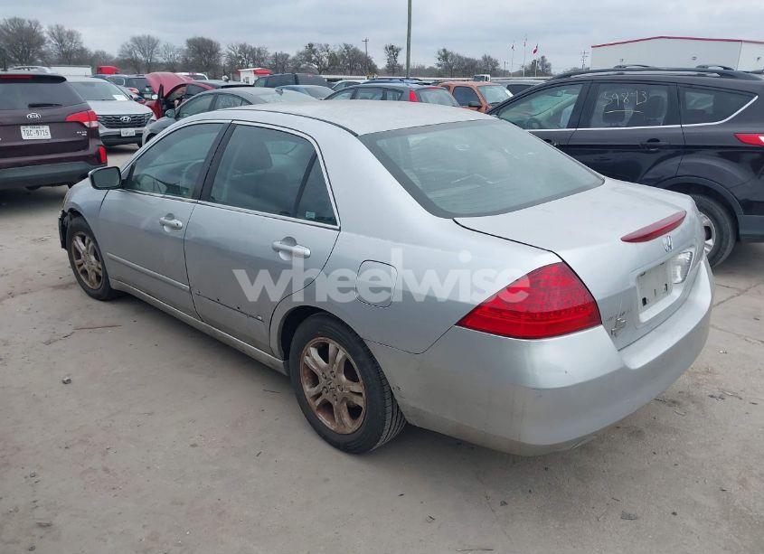 Photo 3 of 2006 Honda Accord 2.4 SE (VIN 1HGCM56306A001086)