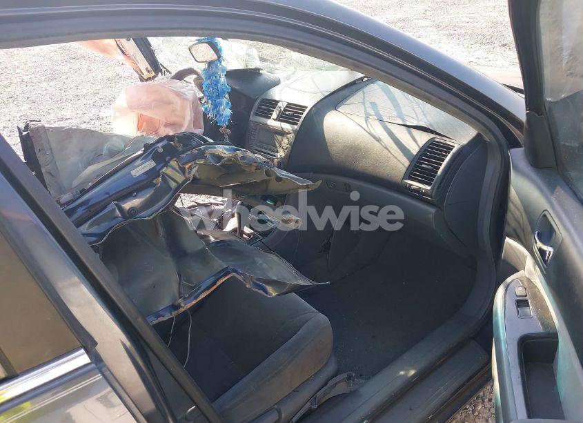 Photo 5 of 2006 Honda Accord 2.4 SE (VIN 1HGCM56306A011147)