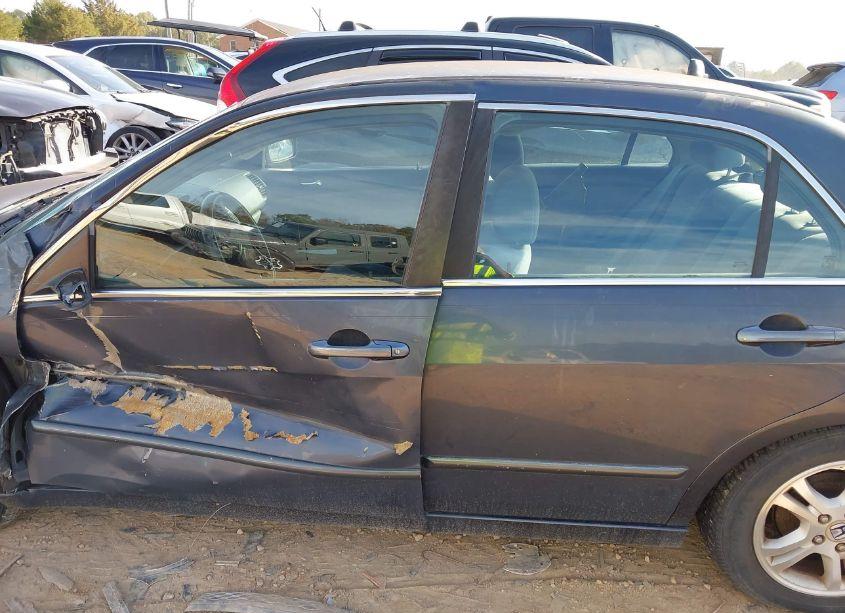 Photo 14 of 2006 Honda Accord 2.4 SE (VIN 1HGCM56306A029972)