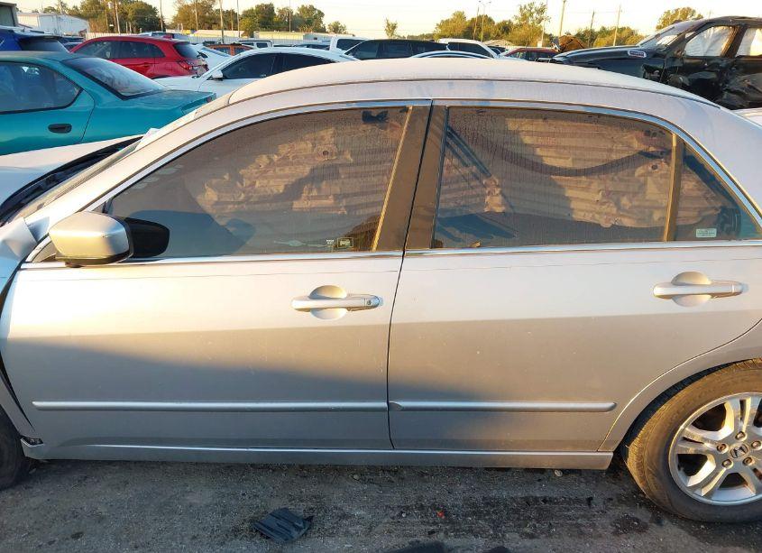 Photo 13 of 2006 Honda Accord 2.4 SE (VIN 1HGCM56306A031382)