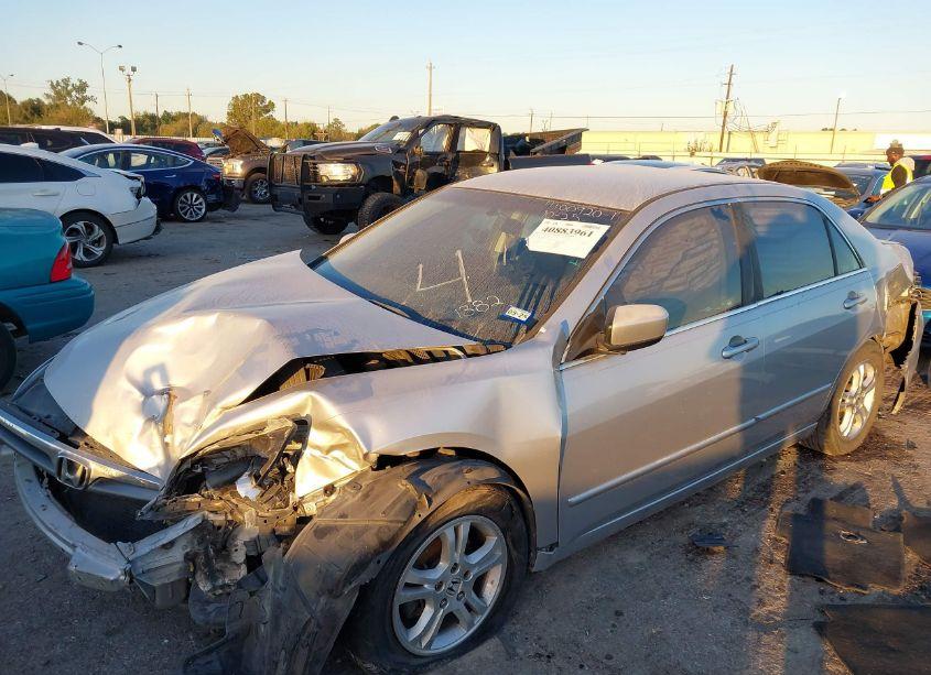 Photo 2 of 2006 Honda Accord 2.4 SE (VIN 1HGCM56306A031382)